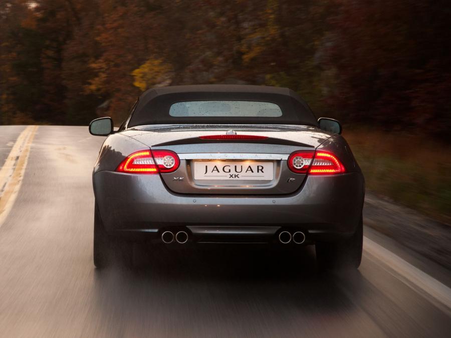  Jaguar XKR Convertible 2009 года  (US) (фото 2 из 13)